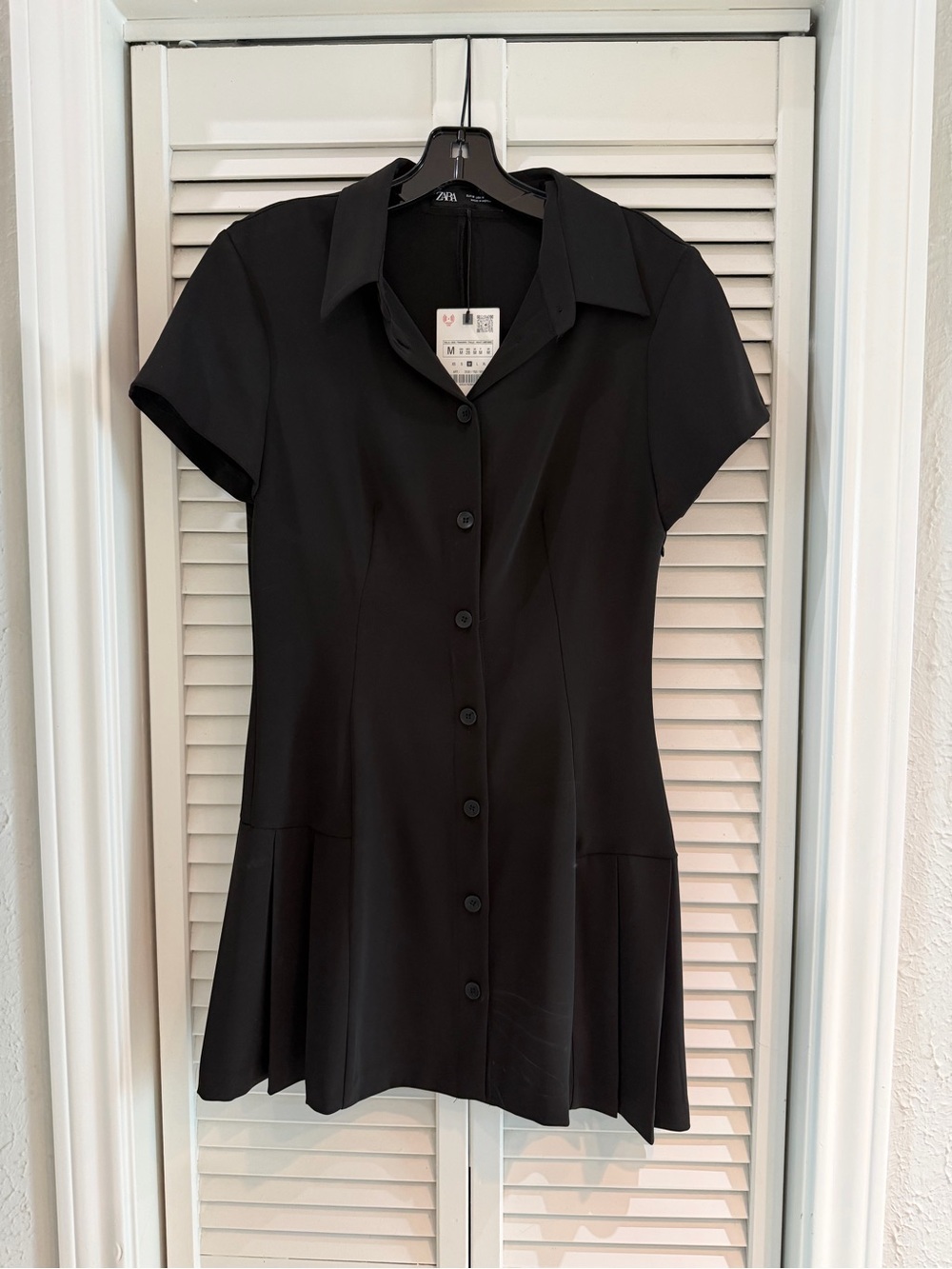 Zara Black Collared Short-Sleeve Button-Up Dress